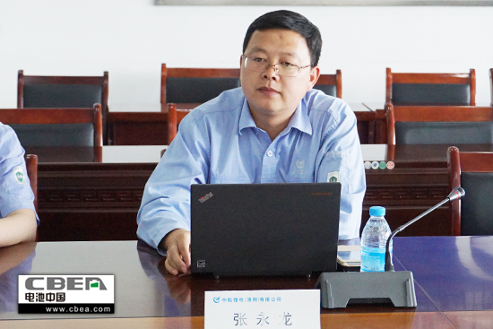 1462513050512086635.jpg 圖為中航鋰電營銷公司副總經理張永龍.jpg