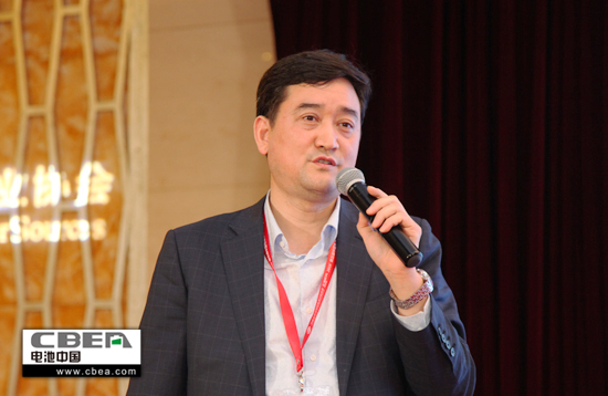 1479777709071066724.jpg 圖為當升科技陳彥彬副總經(jīng)理做會議演講.jpg