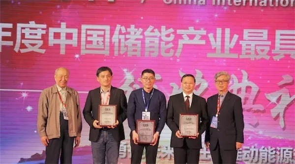 1493263776620060691.png 1-8.png