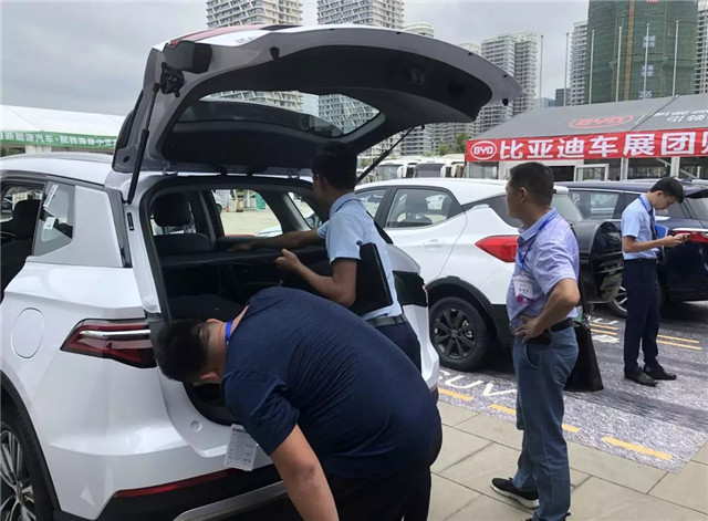 100多家企業參展、200余輛新車亮相,第四屆振威海南新能源車展盛大開幕! 100多家企業參展、200余輛新車亮相,第四屆振威海南新能源車展盛大開幕!