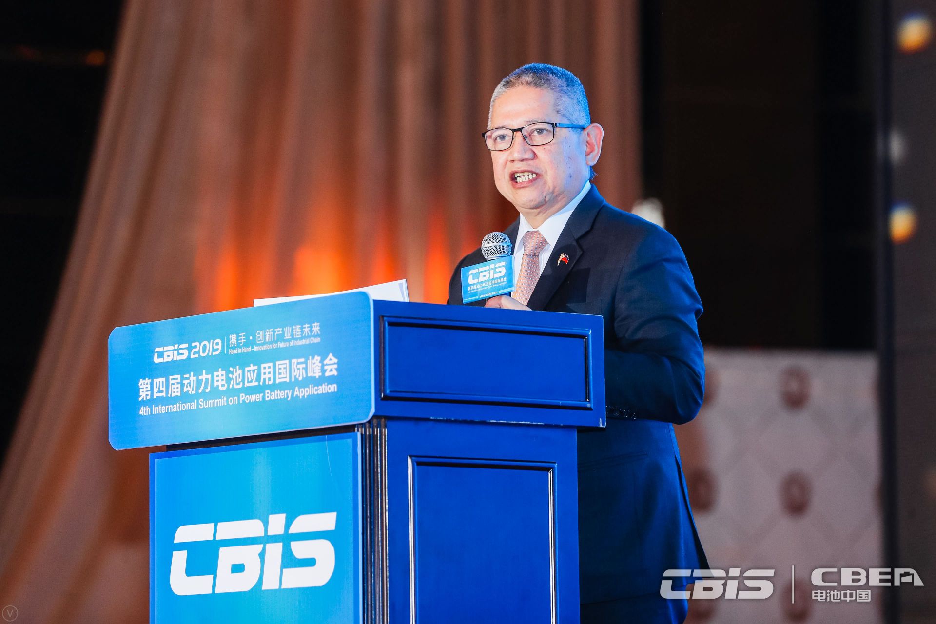 格倫·佩尼亞蘭達：菲律賓在原材料、電動汽車和儲能方面充滿發展機會