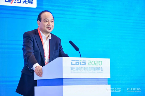 寧德時代曾毓群:811可輕松通過熱擴散測試,永遠不起火 寧德時代曾毓群:811可輕松通過熱擴散測試,永遠不起火