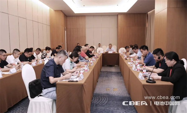 聚焦標(biāo)準(zhǔn)建設(shè)和人才培養(yǎng)，氫能與燃料電池專題研討會(huì)在滬舉辦