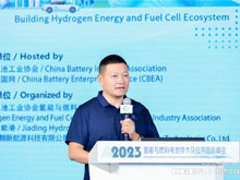 國(guó)鴻氫能王德才：燃料電池電堆出貨量超625MW 配套車(chē)輛安全行程超2億公里