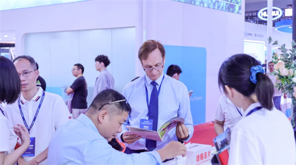 贏合科技精彩亮相CIBF2024,以新質智造助力行業高質量發展