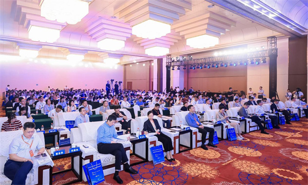 2025“鈉離子電池產業(yè)鏈與標準發(fā)展論壇”在威海開幕 2025“鈉離子電池產業(yè)鏈與標準發(fā)展論壇”在威海開幕