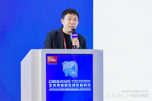 產(chǎn)業(yè)共振!大圓柱電池迎來(lái)“高光時(shí)刻” 產(chǎn)業(yè)共振!大圓柱電池迎來(lái)“高光時(shí)刻”