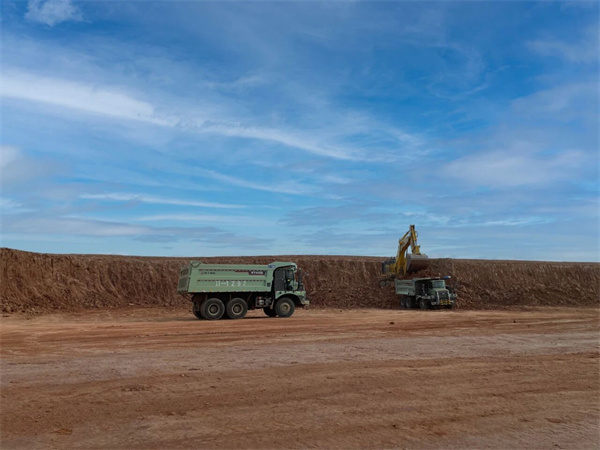 2025，微宏動(dòng)力礦卡“芯”戰(zhàn)記：從邊疆到未來